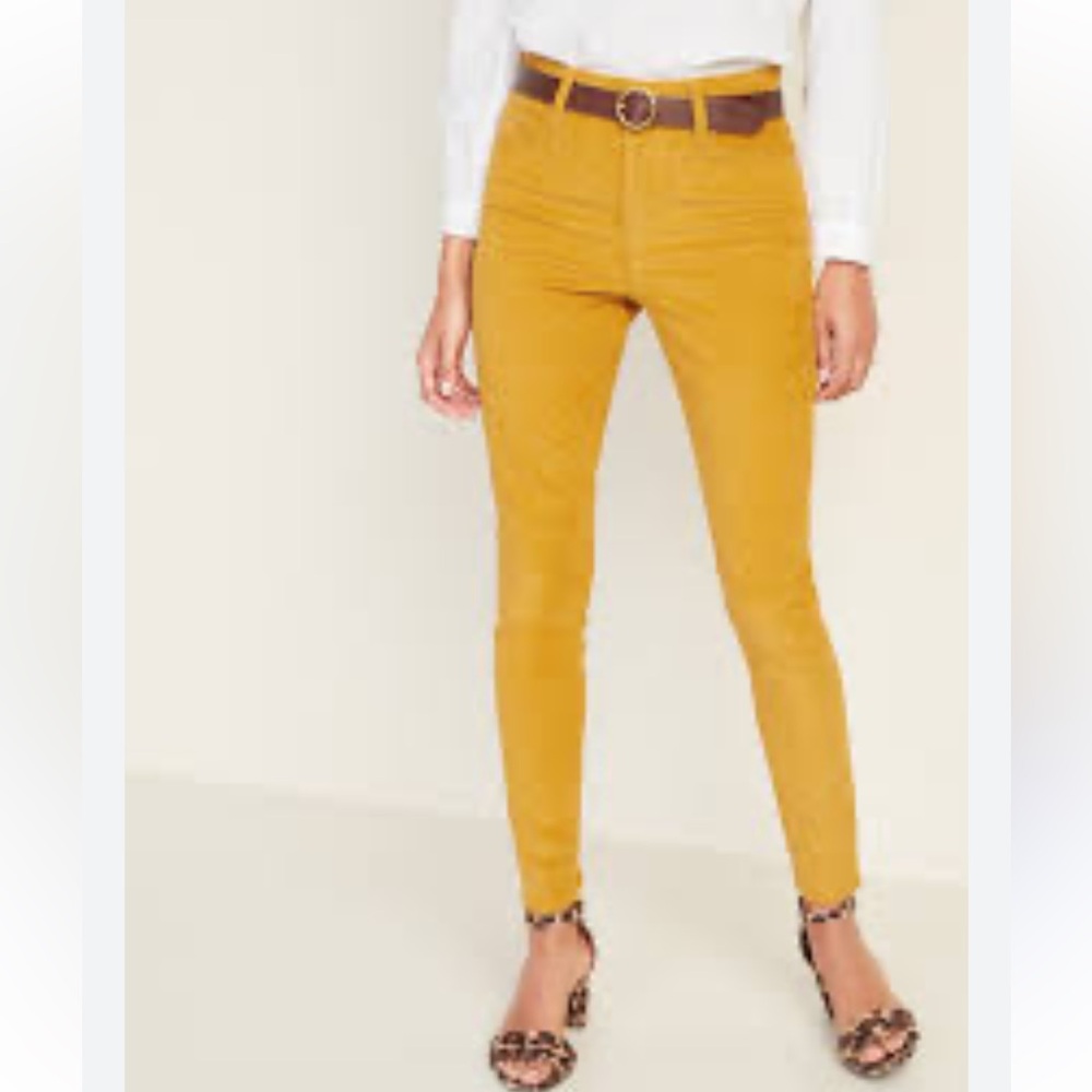 NWT Old Navy High-Waisted Rockstar Super Skinny Corduroy Pants For Women